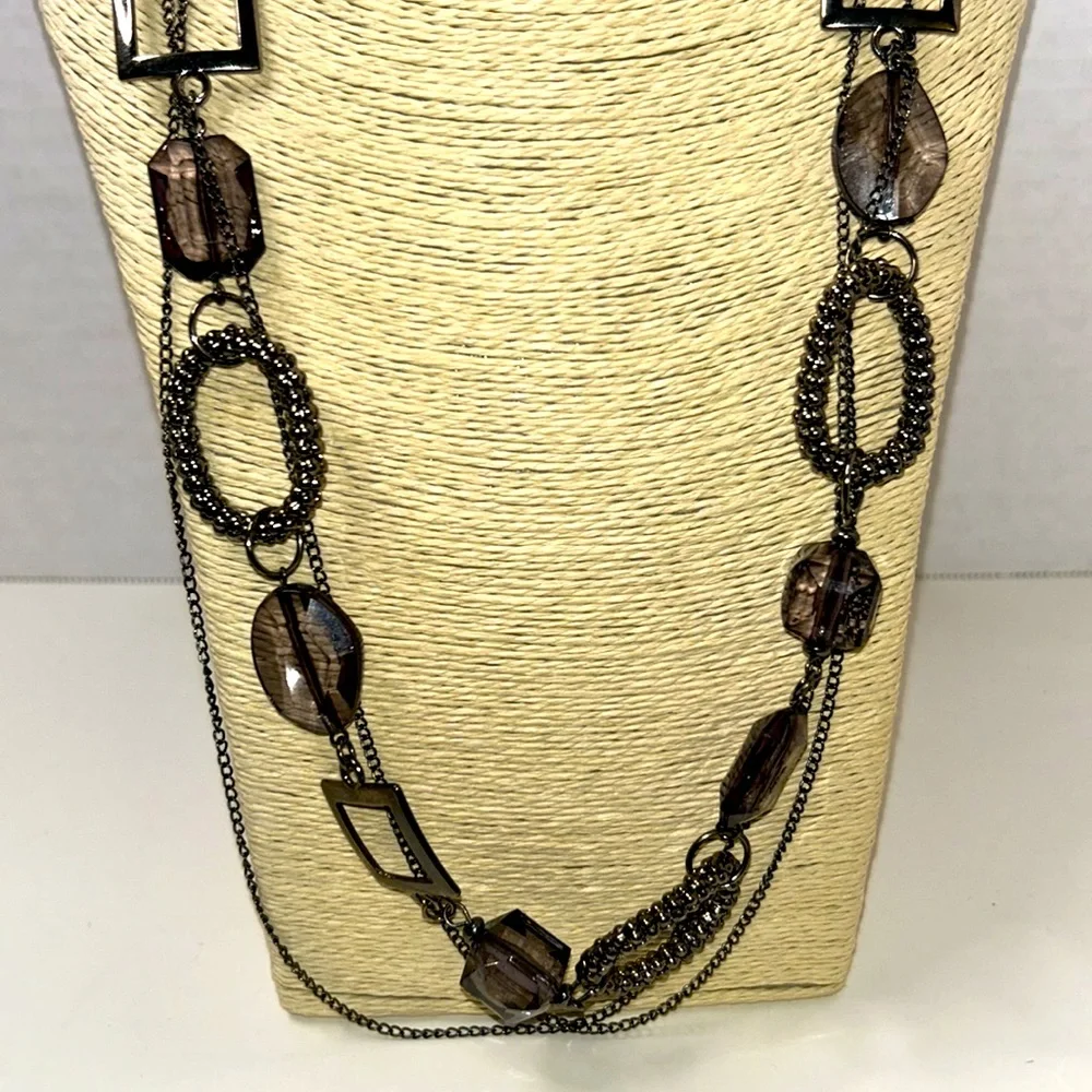 Dress Barn necklace black faceted clear beads black shapes double chain